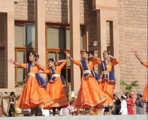 anukalangan-team-at-dps